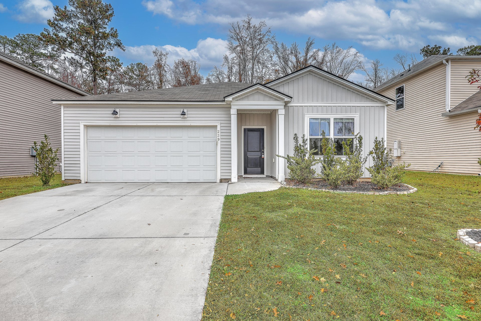 Property at 239 W W Bradford Pointe Drive Drive, Summerville, SC 29483