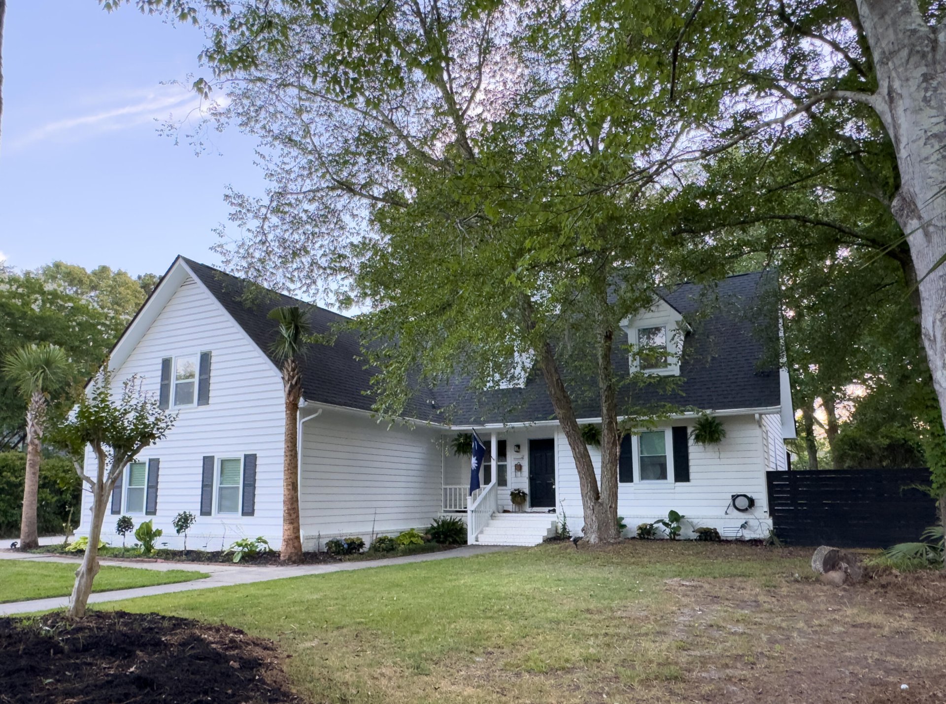 Shadowmoss, Charleston community