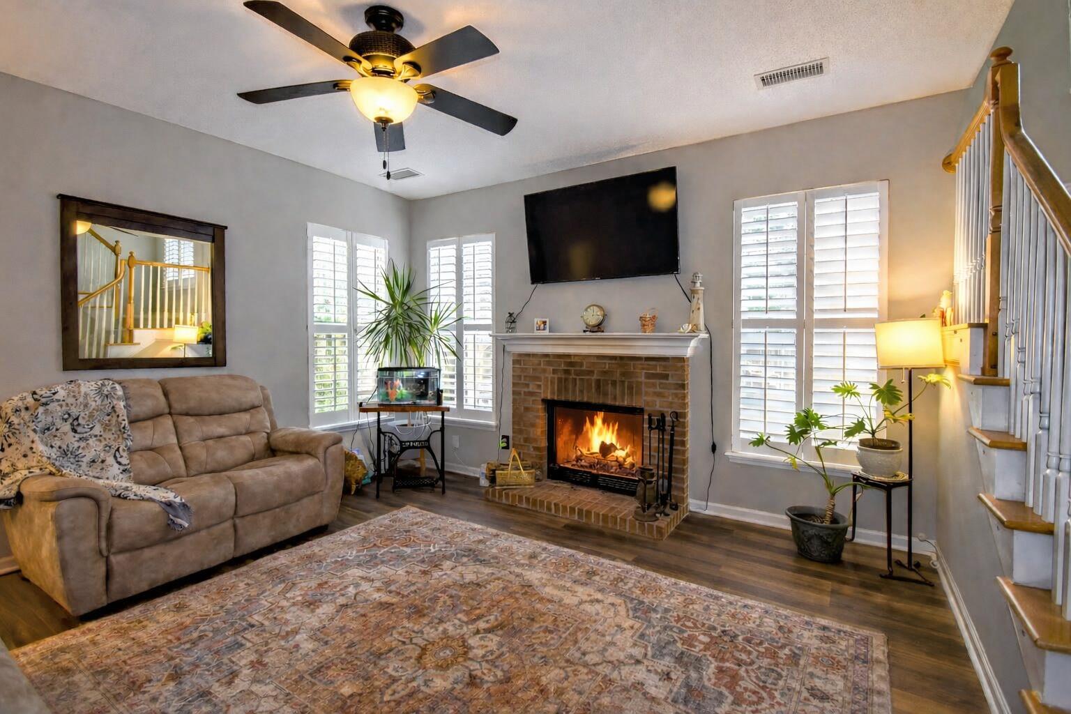 4079 Laurelwood Drive