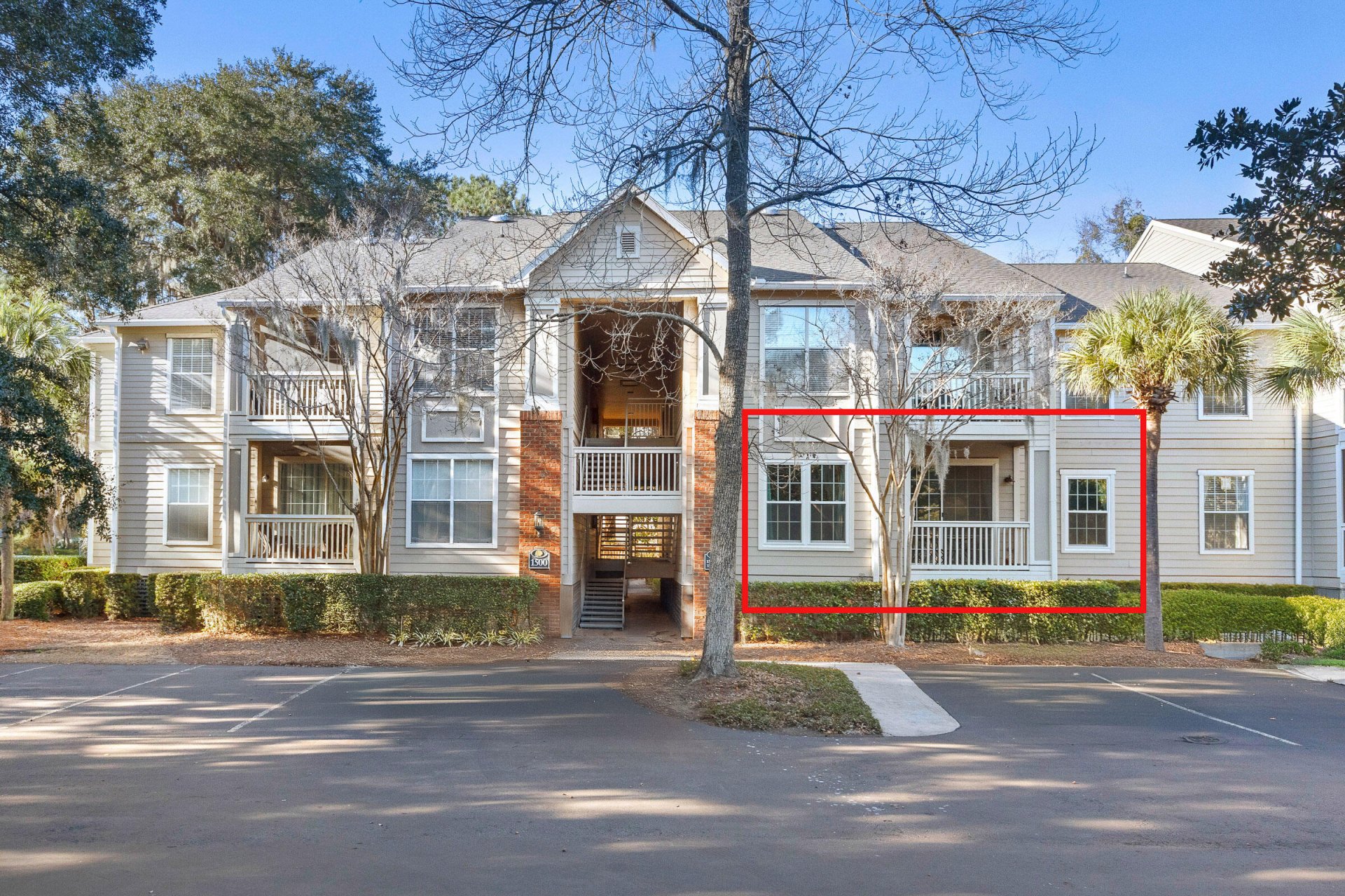 1600 Long Grove Drive 1513