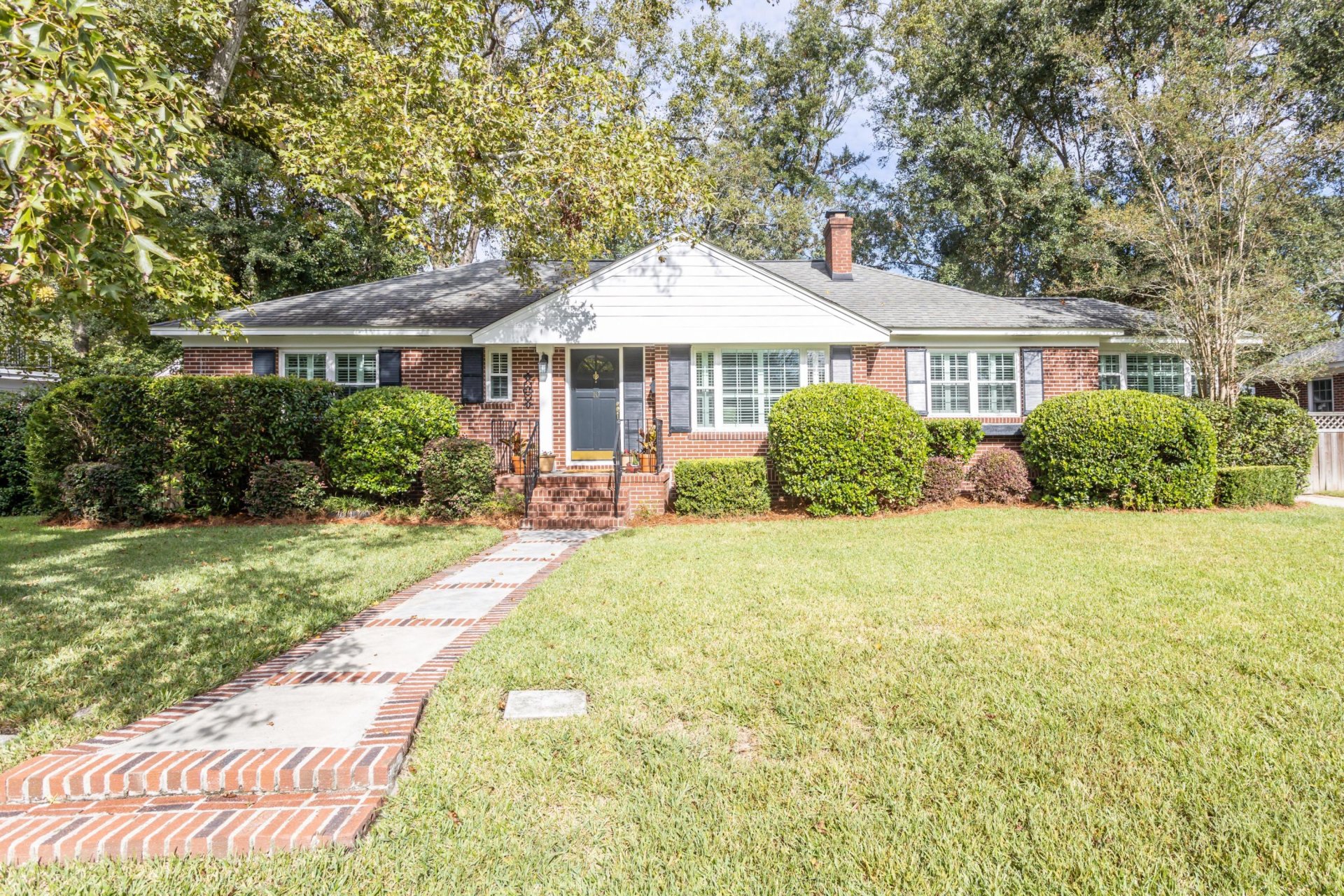 Property image 1 at 10 Jamaica Drive, Charleston, SC 29407