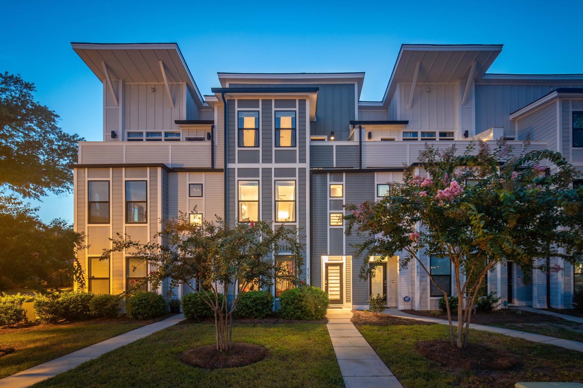 Property image 1 at 4543 Mixson Avenue, North Charleston, SC 29405