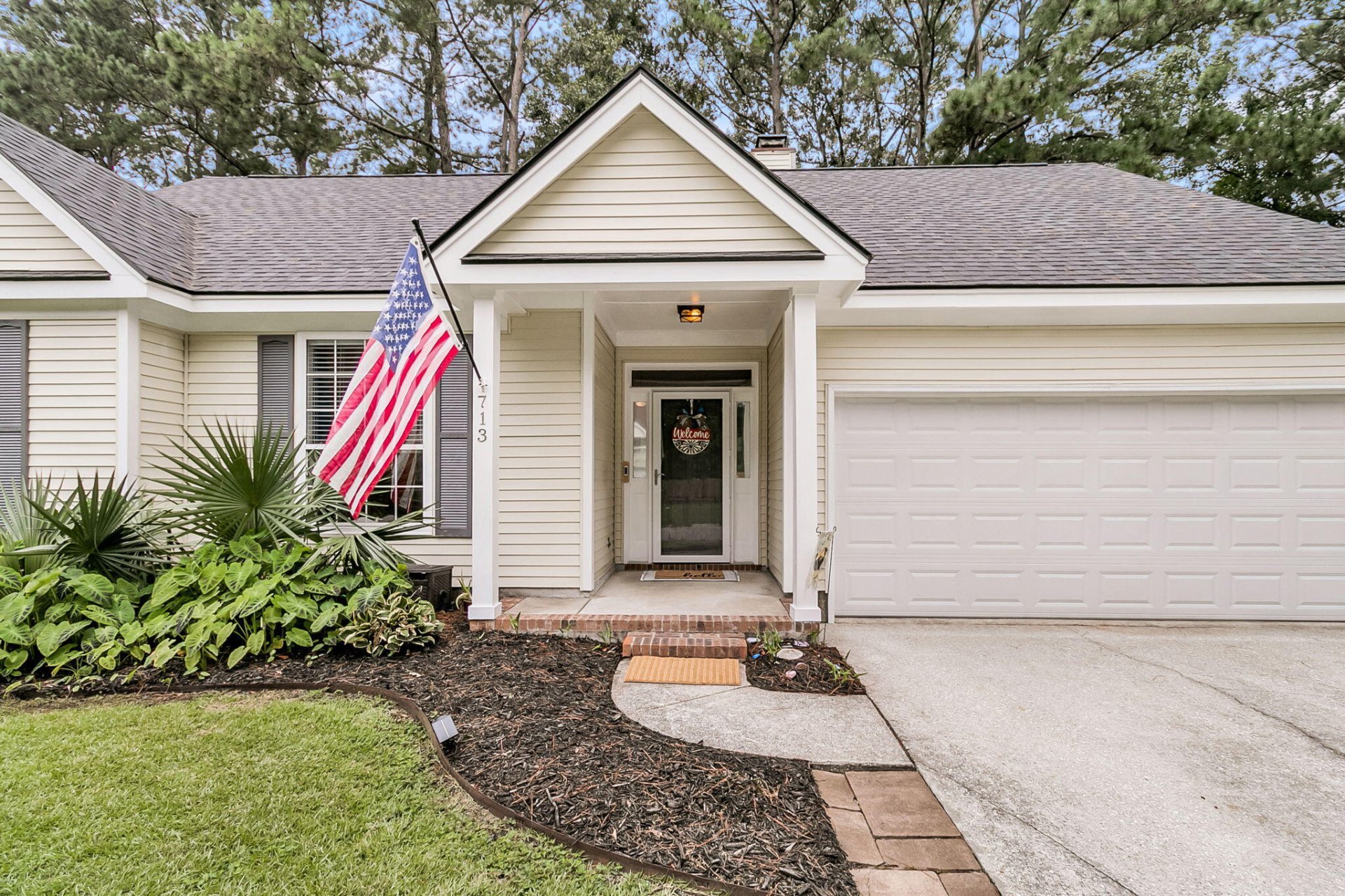 Property image 1 at 713 Alwyn Boulevard, Summerville, SC 29485