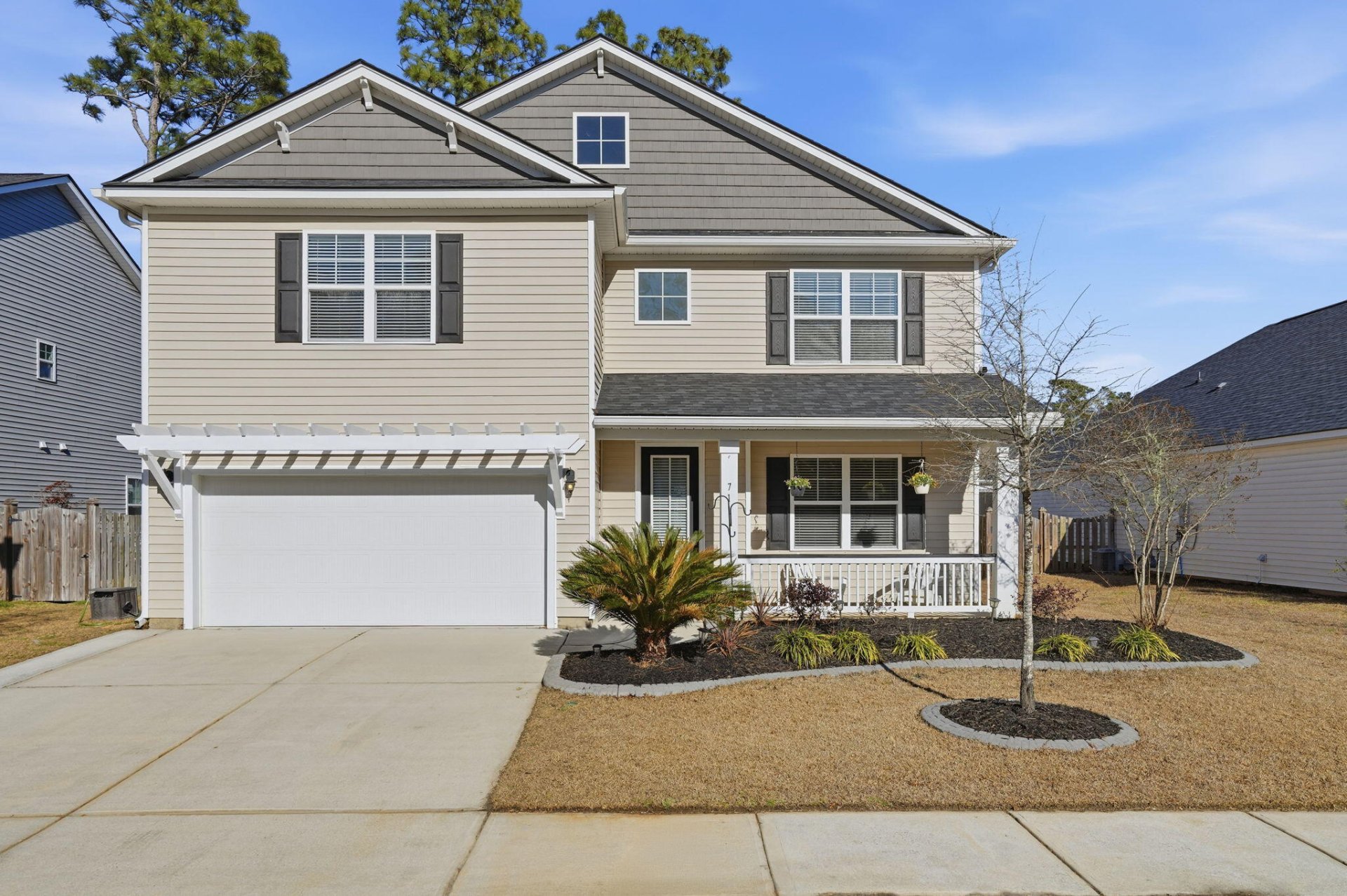 Pine Forest, Summerville community