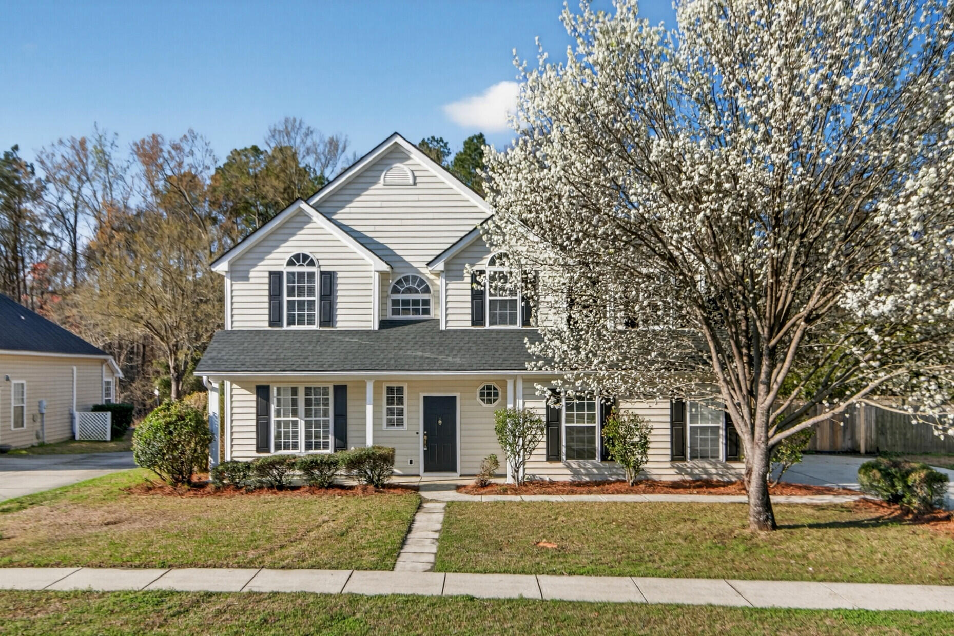 178 Thousand Oaks Circle