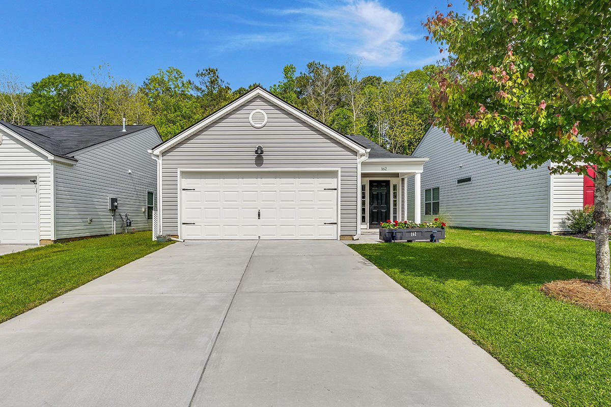 Property image 1 at 162 Keaton Brook Dr, Summerville, SC 29485