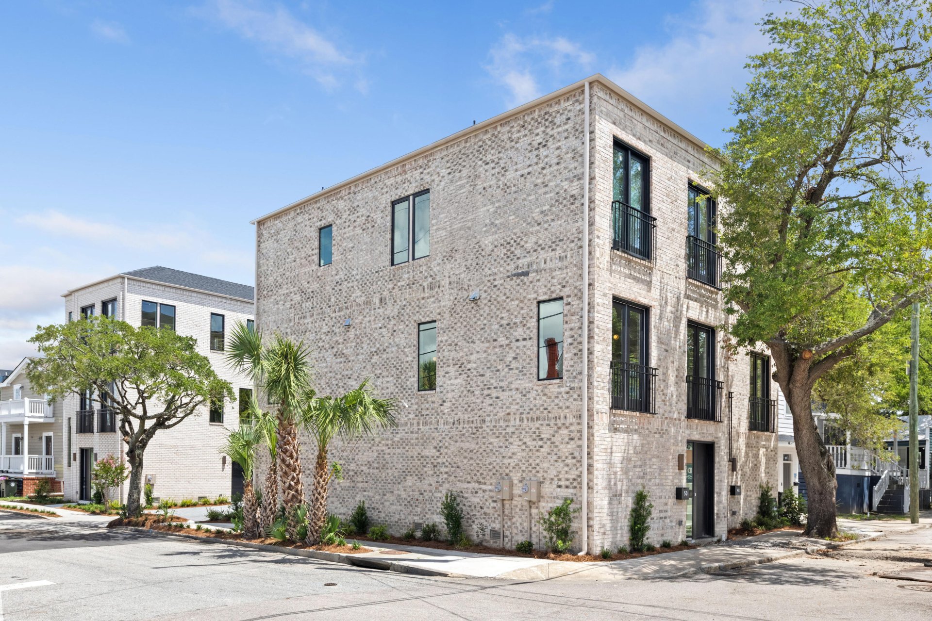 Property image 1 at 50 Cooper Street, Charleston, SC 29403