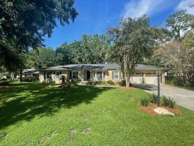 Property image 1 at 4 Genoa Court, Hanahan, SC 29410