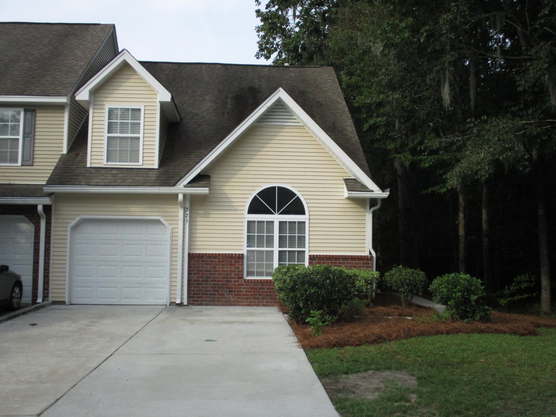 Property image 1 at 225 Darcy Avenue, Goose Creek, SC 29445