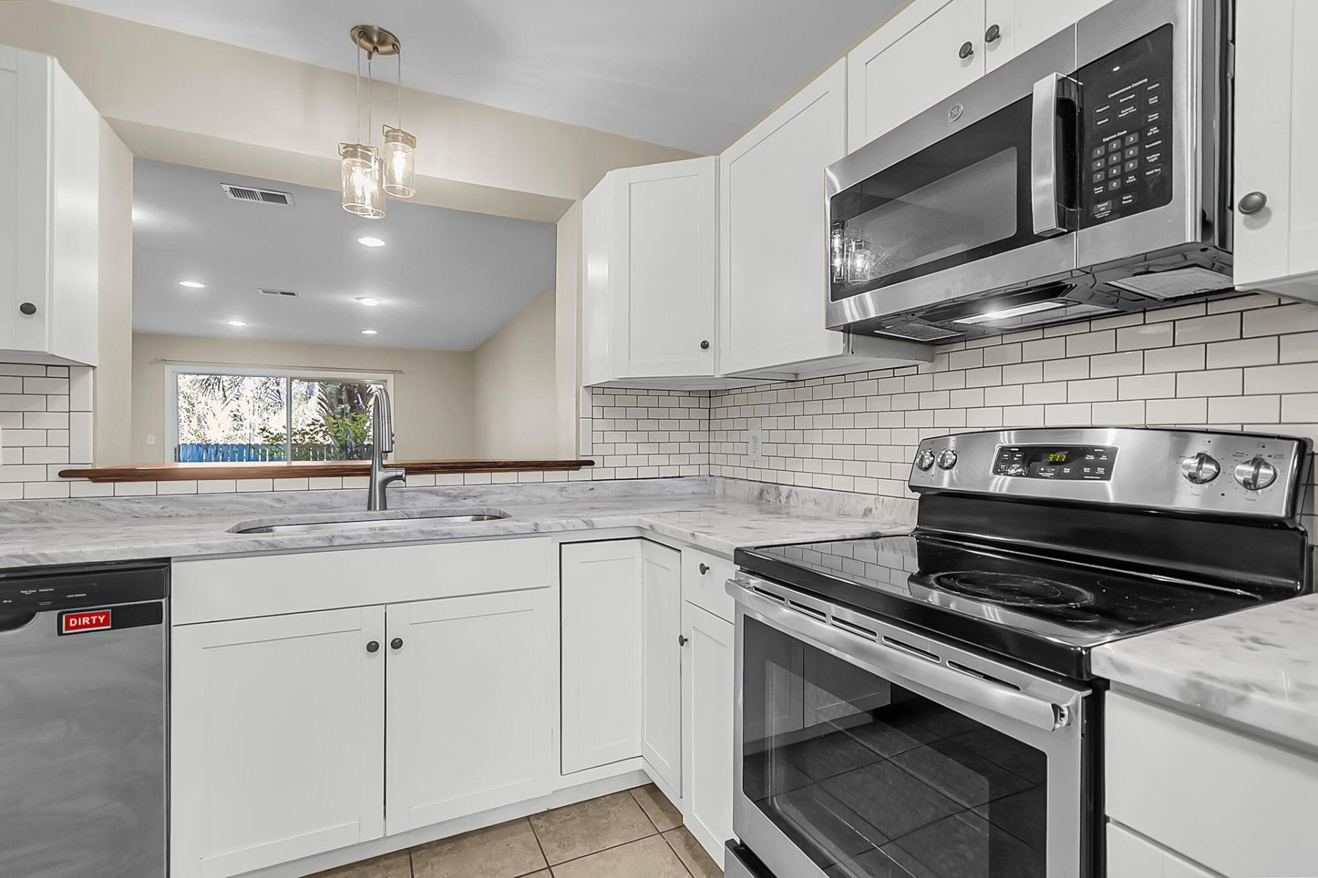 1530 Fort Johnson Road 1c