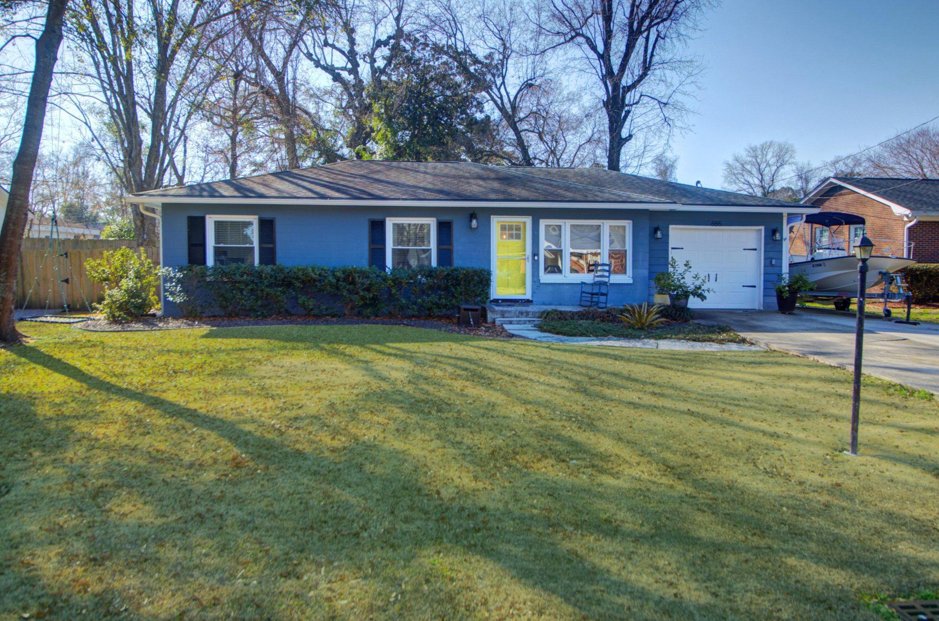 West Oak Forest, Charleston community