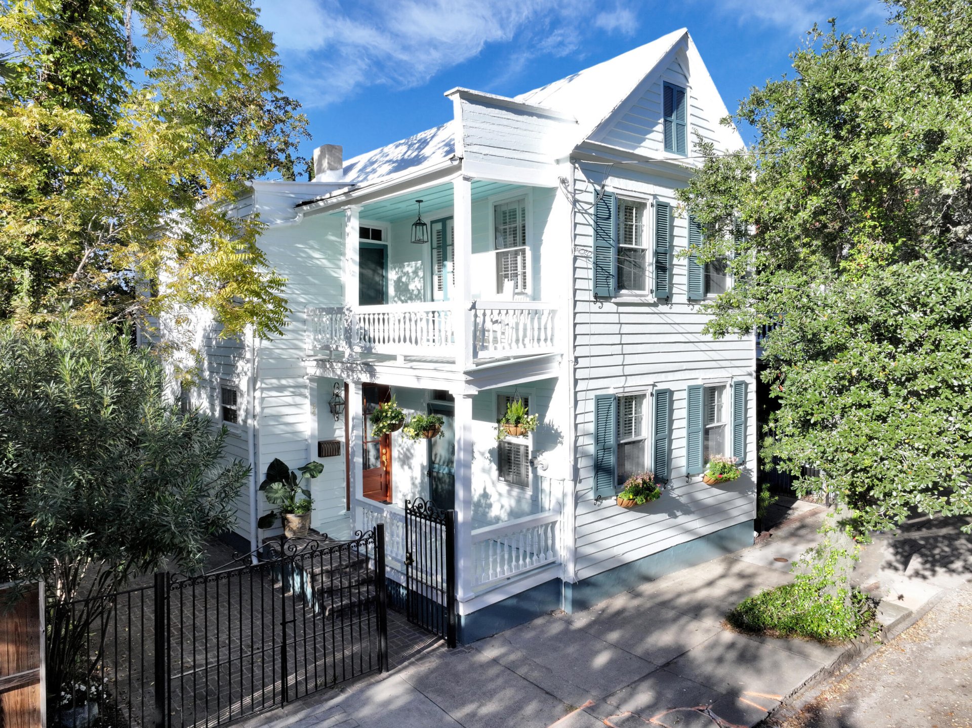 Property at 84 Vanderhorst Street, Charleston, SC 29403