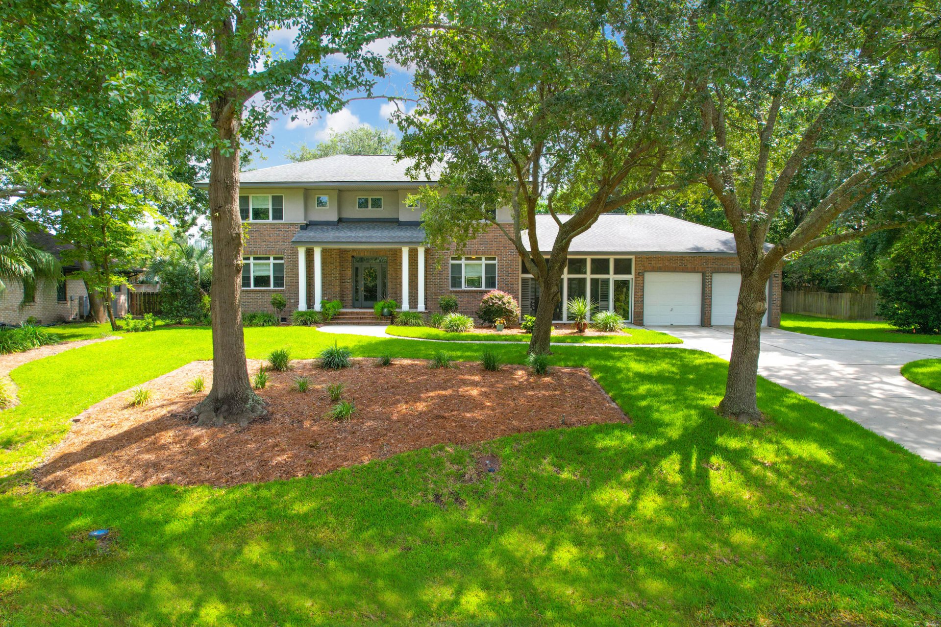 Property at 652 E Hobcaw Drive, Mount Pleasant, SC 29464