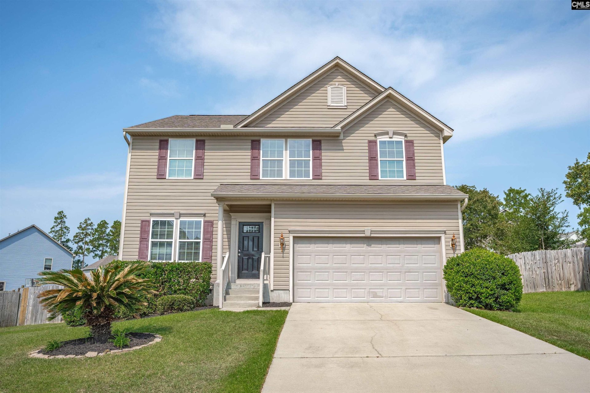 SUMMER KNOLL, Lexington community