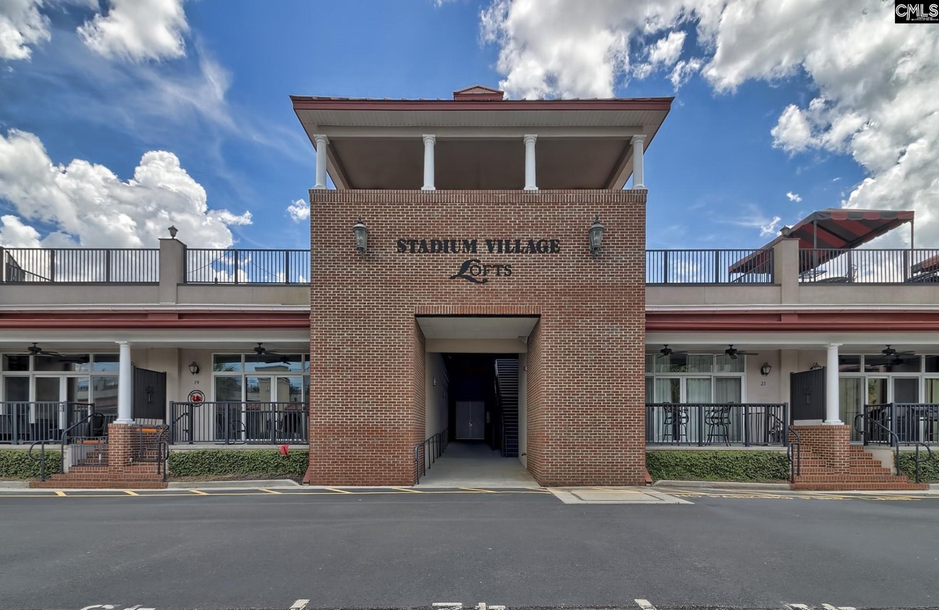 STADIUM VILLAGE LOFTS, Columbia community