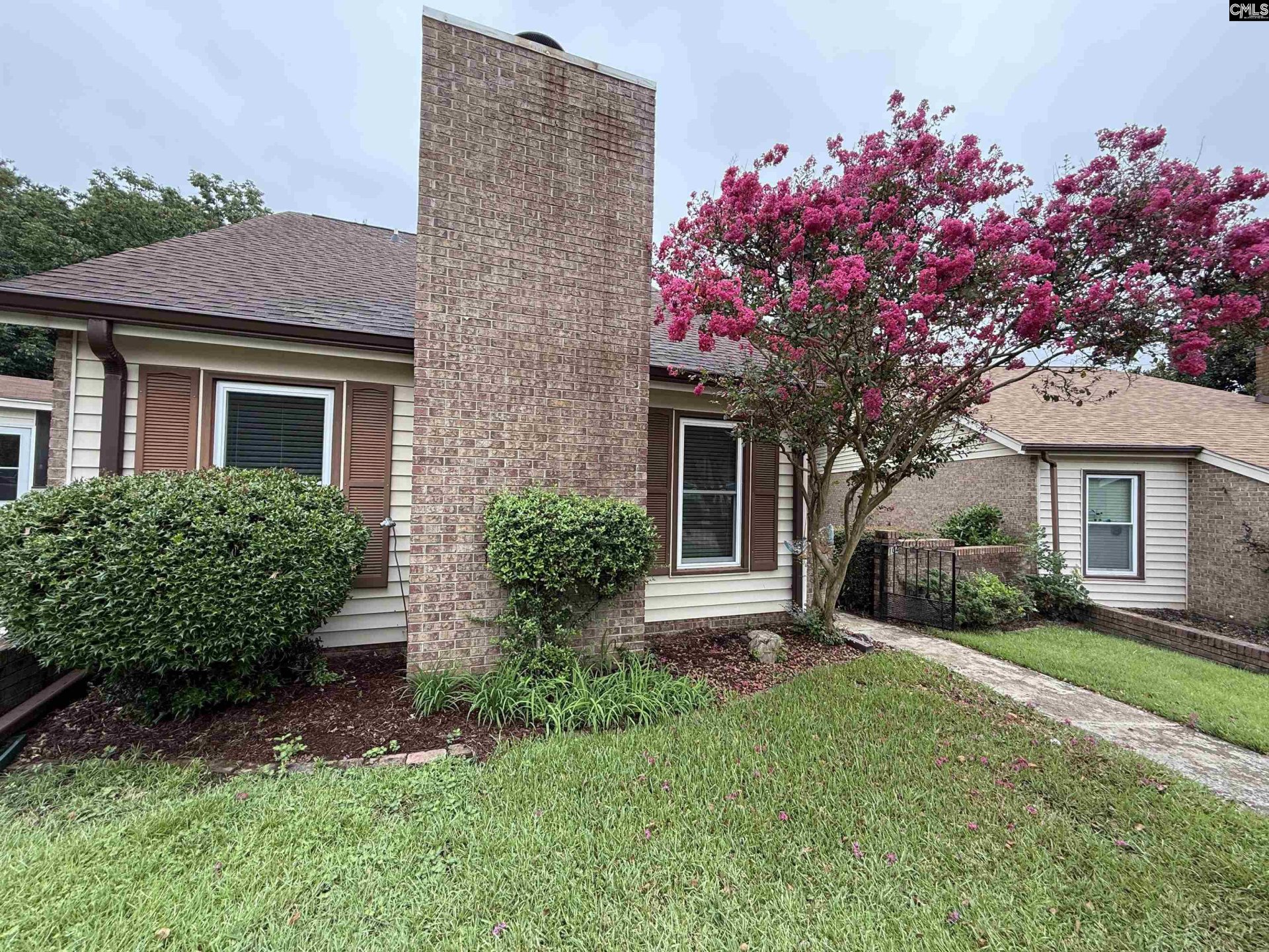 THE FAIRWAYS, Columbia community