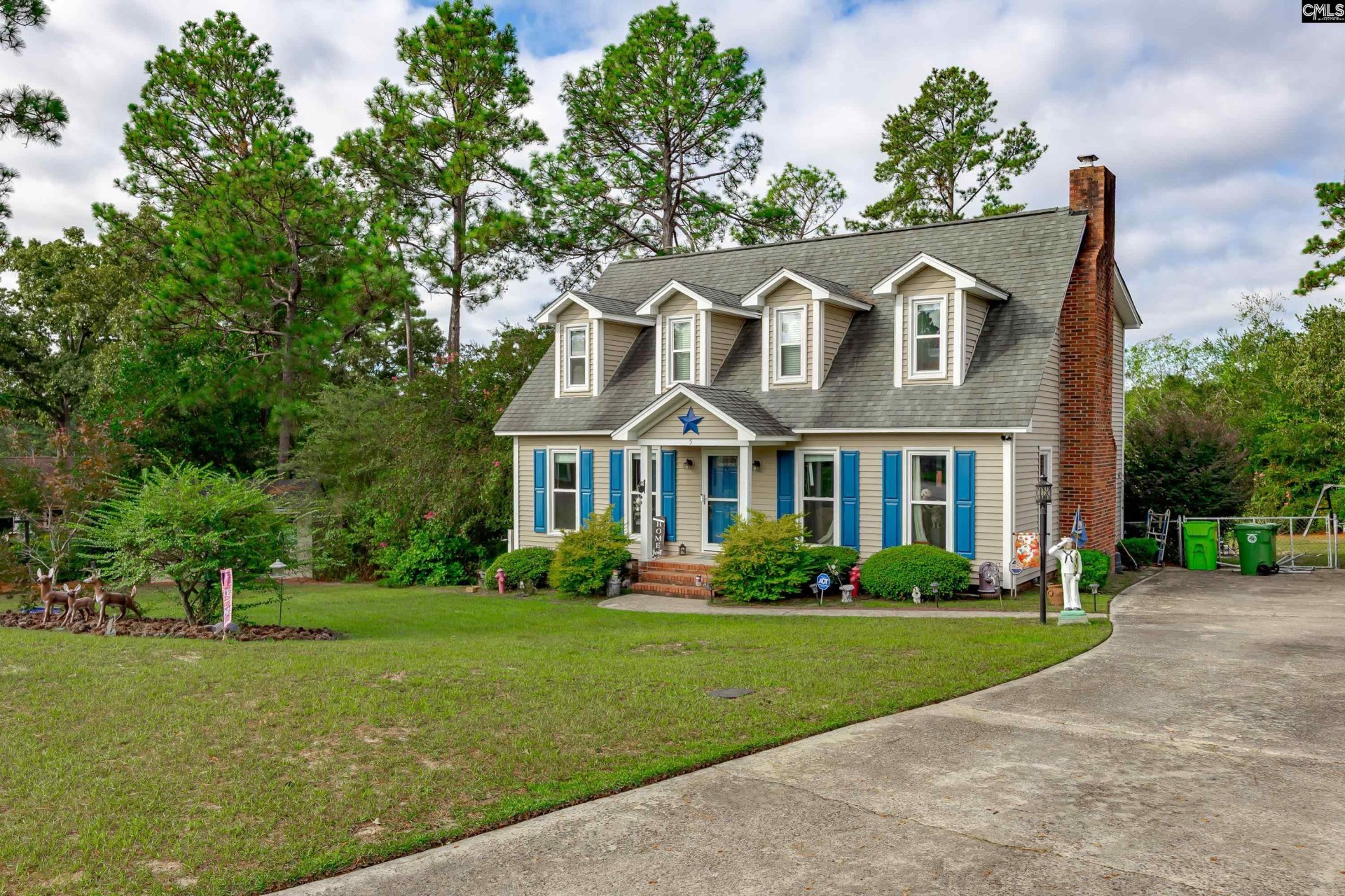 5 Briarcliffe Court W