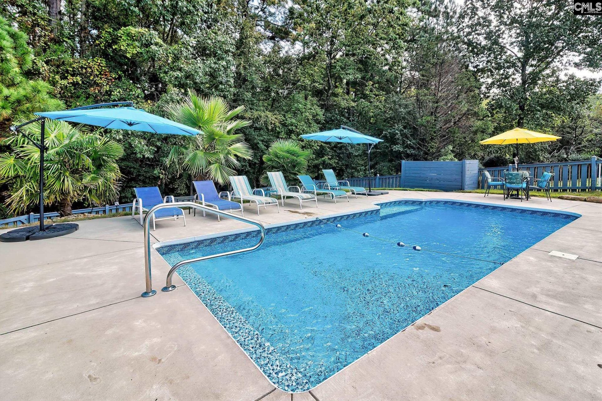 320 Amberwood Circle