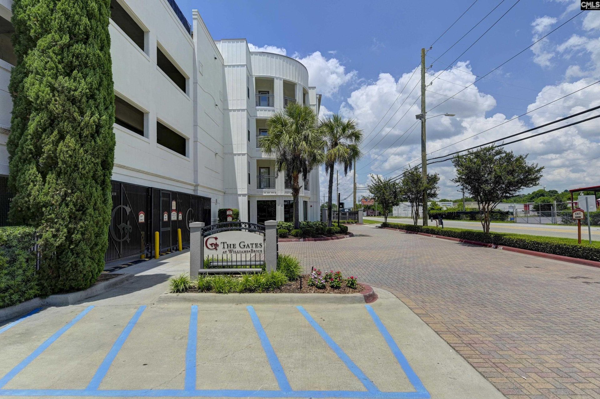 THE GATES AT WILLIAMS-BRICE, Columbia community