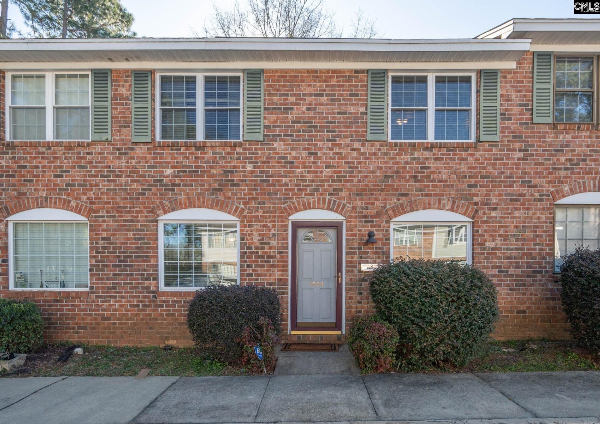 CARNABY SQUARE, Columbia community