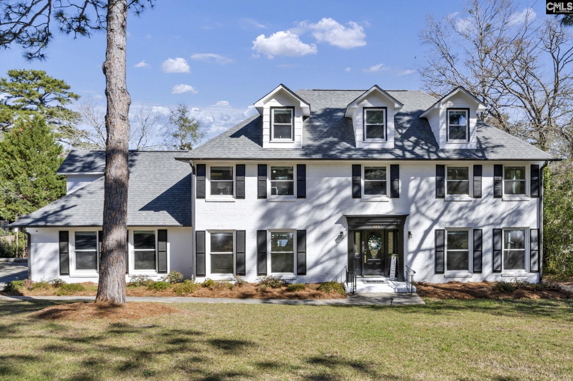 405 Park Lake Circle