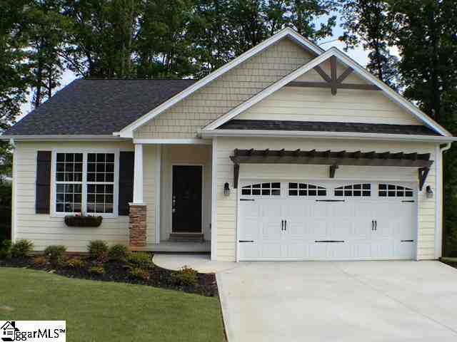Property at 6 Apex Ct, Greenville, SC 29617