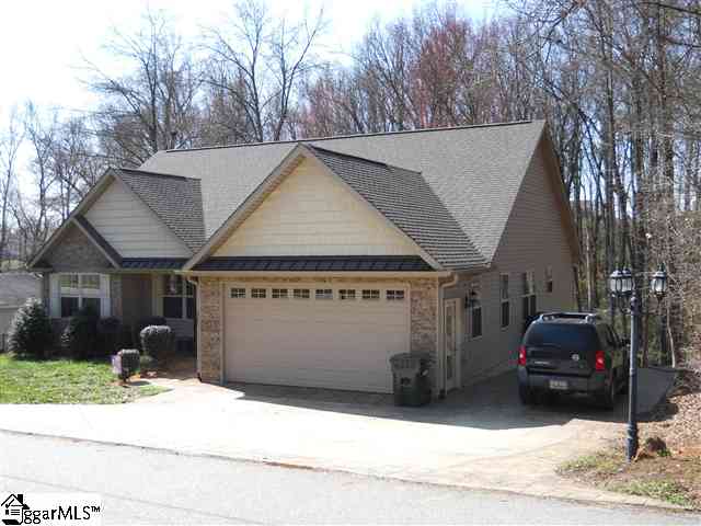 Property image 1 at 409 Bent Creek Dr., Greer, SC 29650
