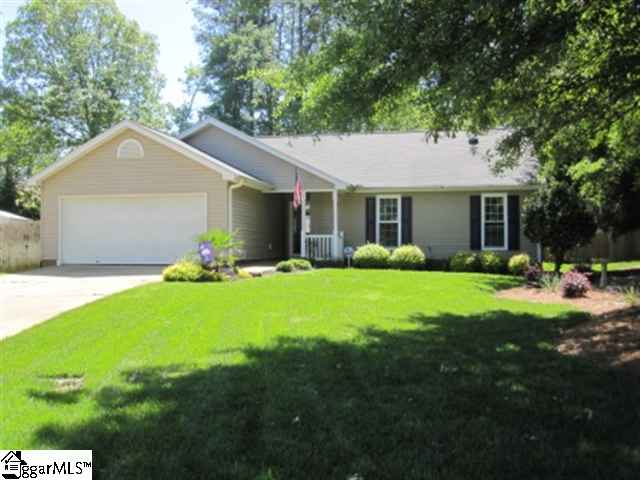 Property image 1 at 102 Yonce Court, Simpsonville, SC 29681