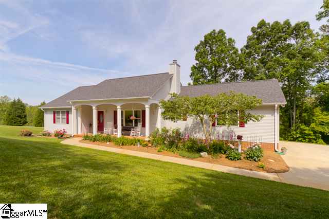 Property image 1 at 104 Taxiway Avenue, Easley, SC 29640