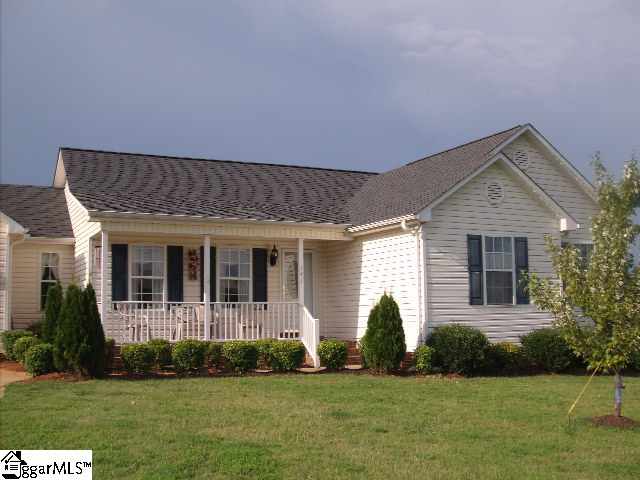 Property image 1 at 145 Powder Springs Dr, Duncan, SC 29334
