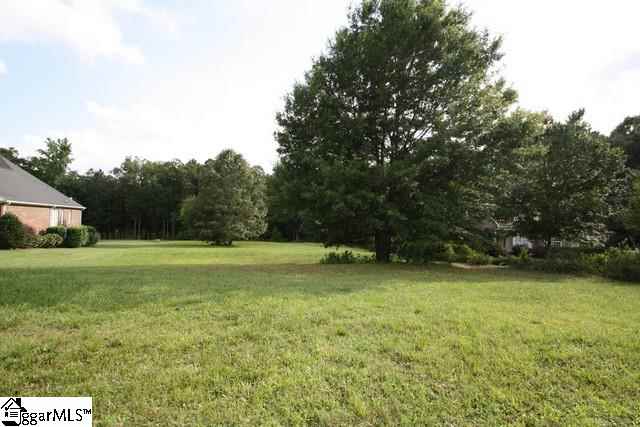 Property image 1 at 121 Shore View Court, Taylors, SC 29687