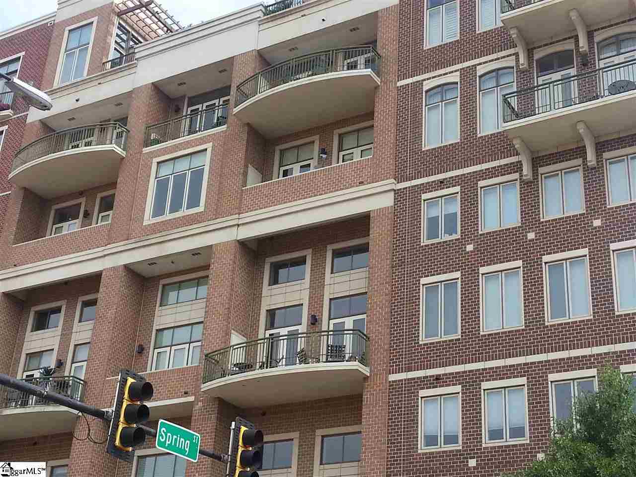 Property image 1 at 111 E McBee Avenue, Greenville, SC 29601