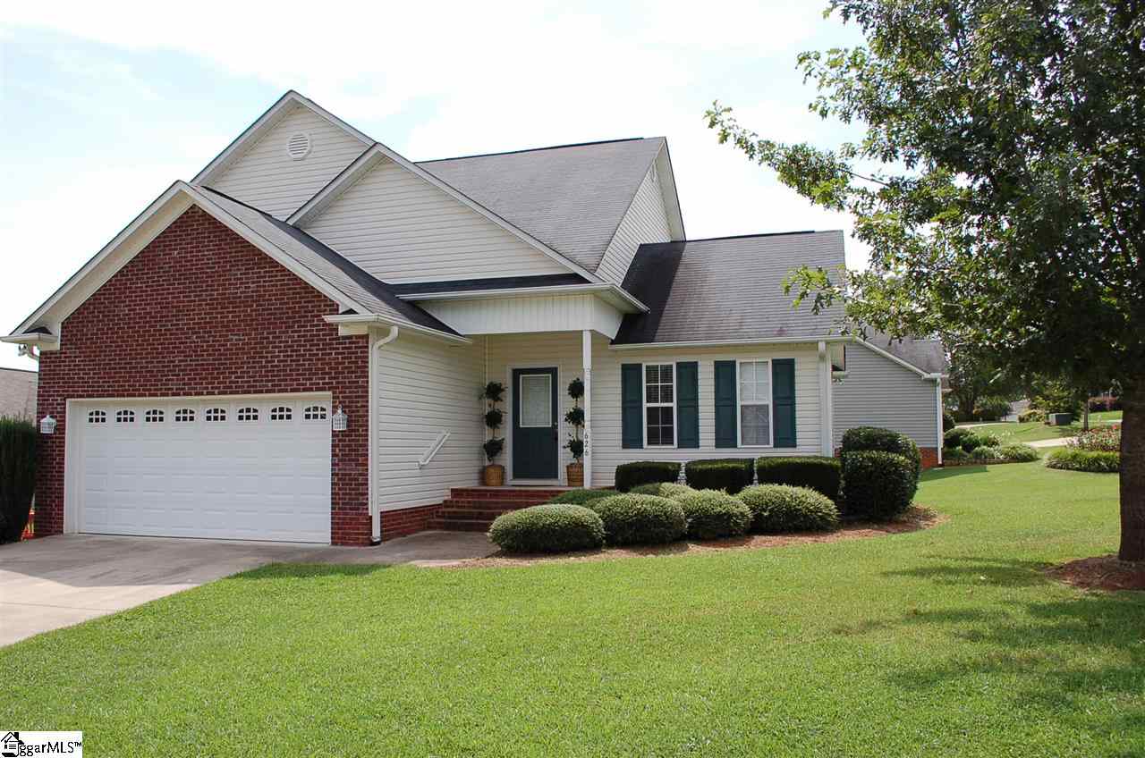 Property image 1 at 626 Shadow Dance Lane, Boiling Springs, SC 29316