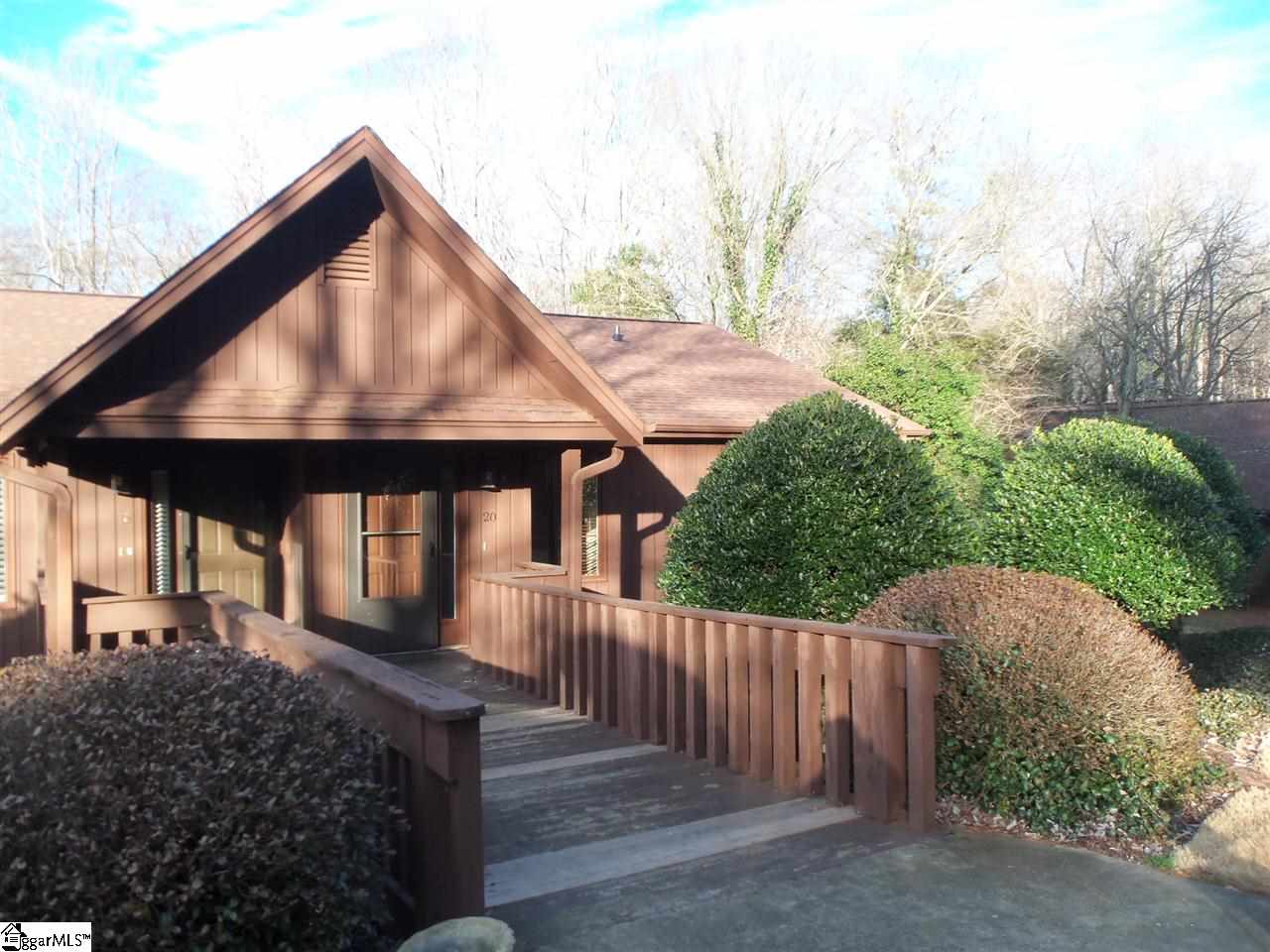 Property image 1 at 20 Creekside Way, Greenville, SC 29609