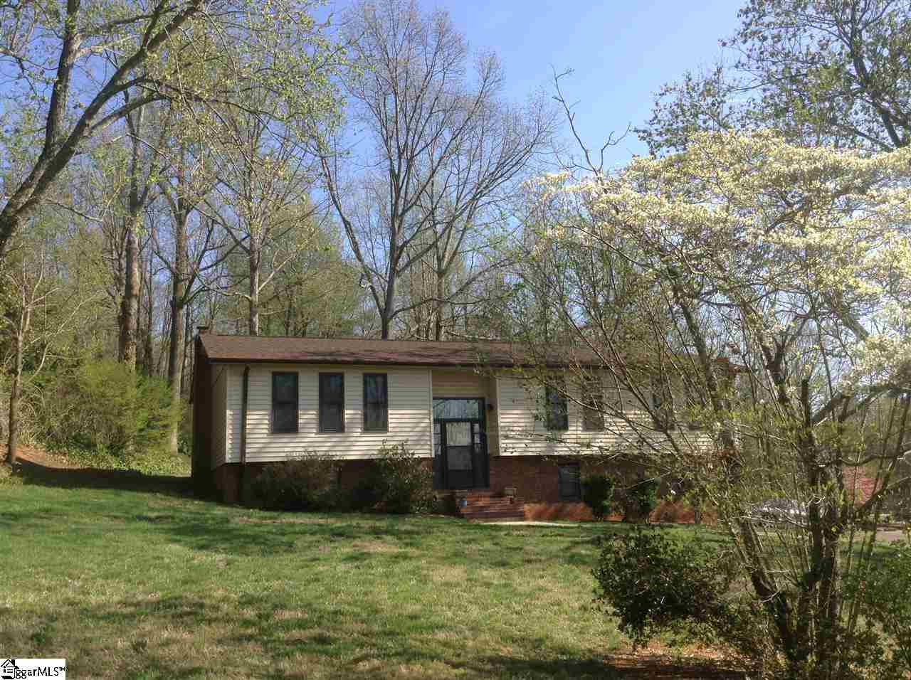 Property image 1 at 2 NEWPORT Drive, Travelers Rest, SC 29690