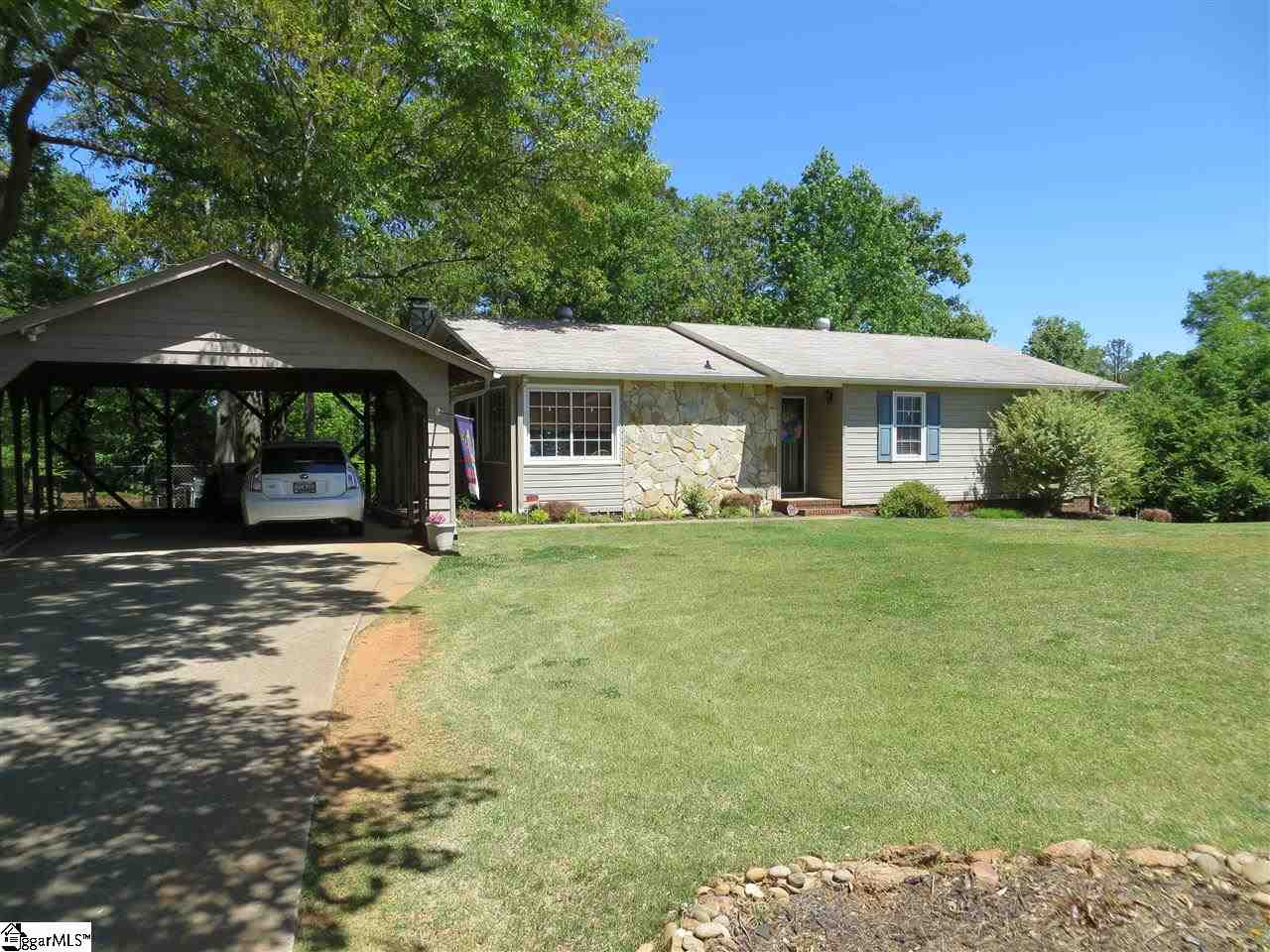 Property image 1 at 320 Country Glen Lane, Pelzer, SC 29669