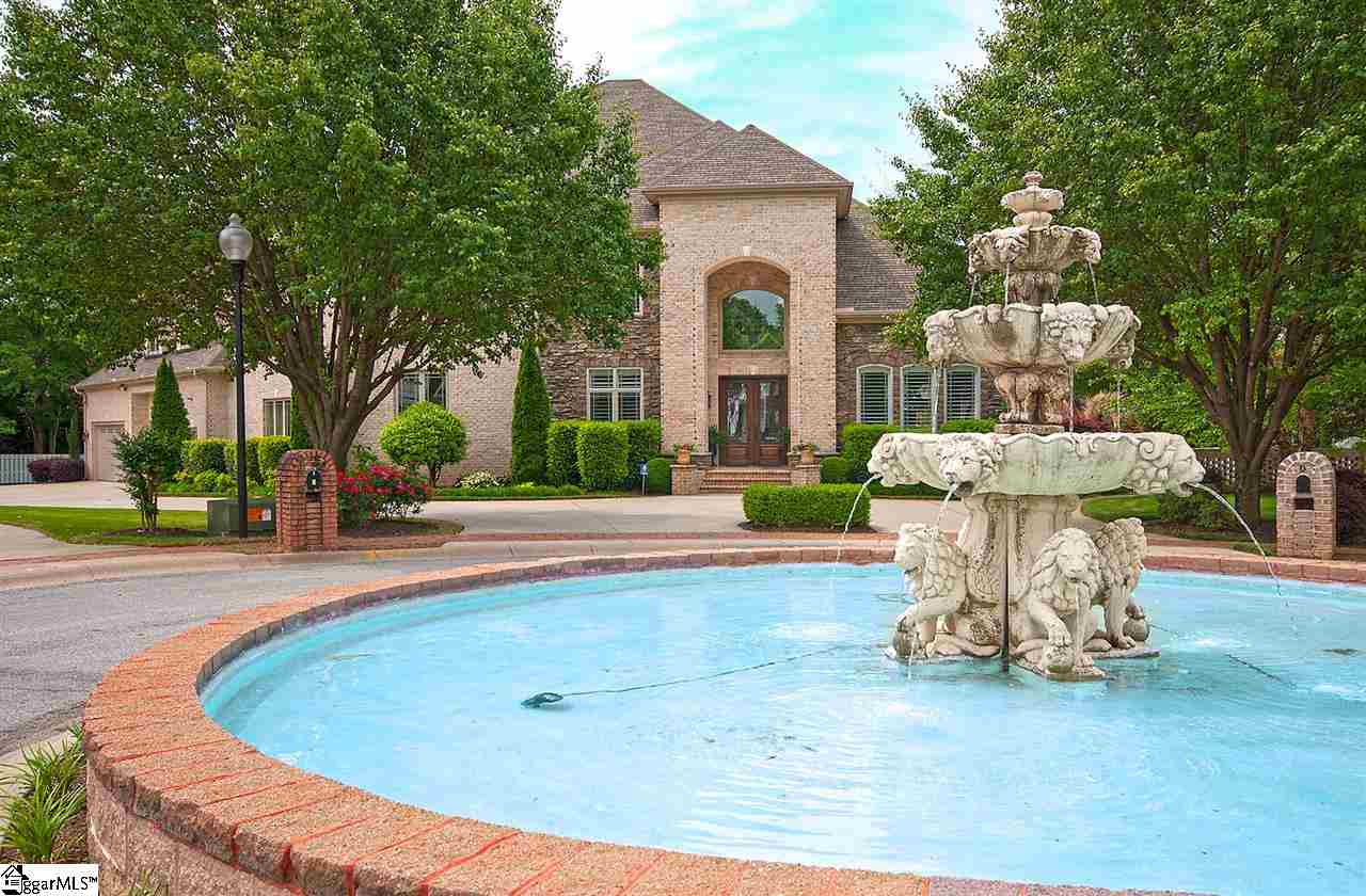 Property image 1 at 6 Charleston Place Court, Greenville, SC 29615