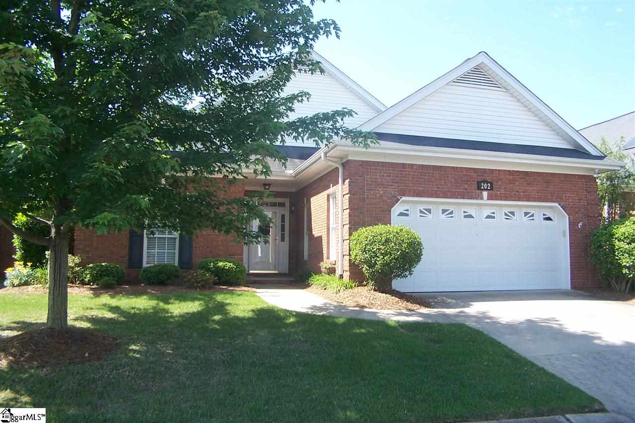 Property image 1 at 202 Greenview Circle, Greenville, SC 29609