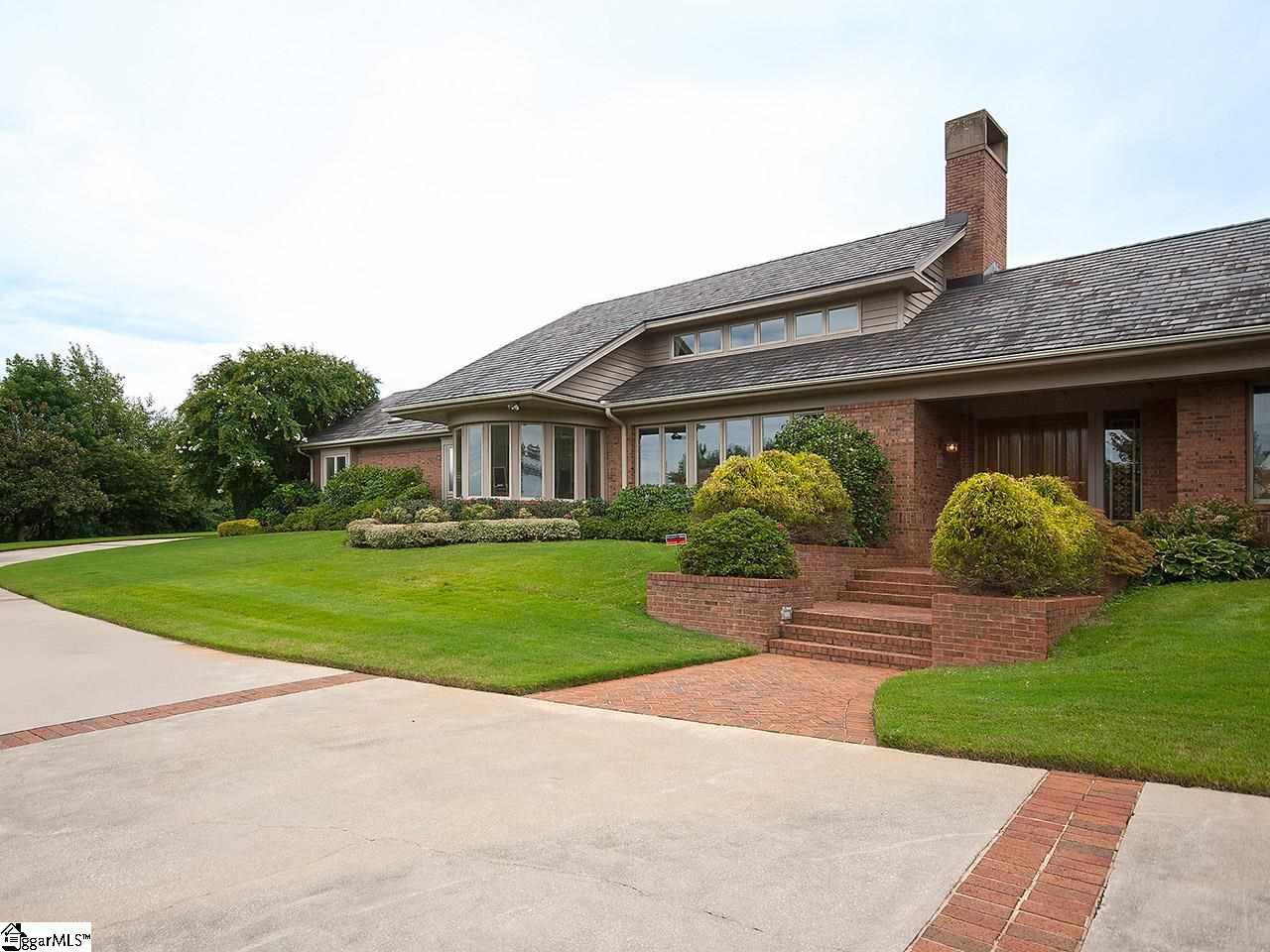 Property image 1 at 6 Darien Way, Greenville, SC 29615