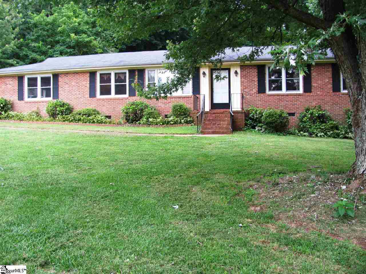 Property image 1 at 4 Newport Drive, Travelers Rest, SC 29690