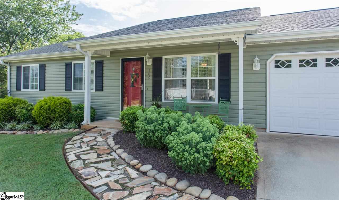 Property image 1 at 100 Viking Drive, Greer, SC 29651