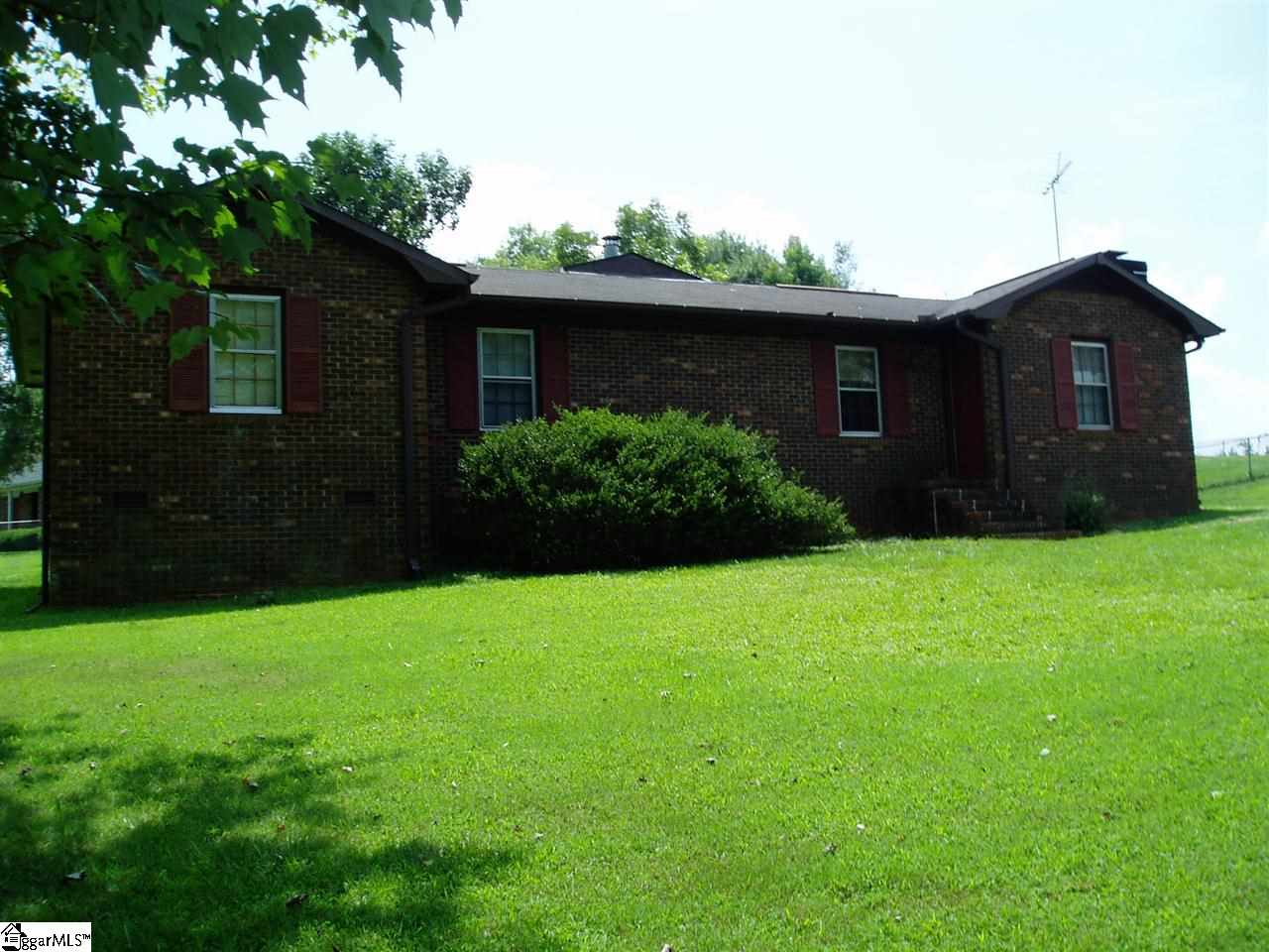 Property image 1 at 401 McCue Street, Easley, SC 29642