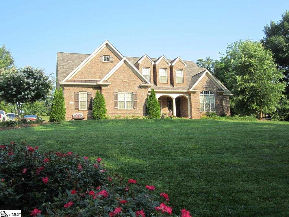 Property image 1 at 648 Breckenwood Drive, Spartanburg, SC 29301