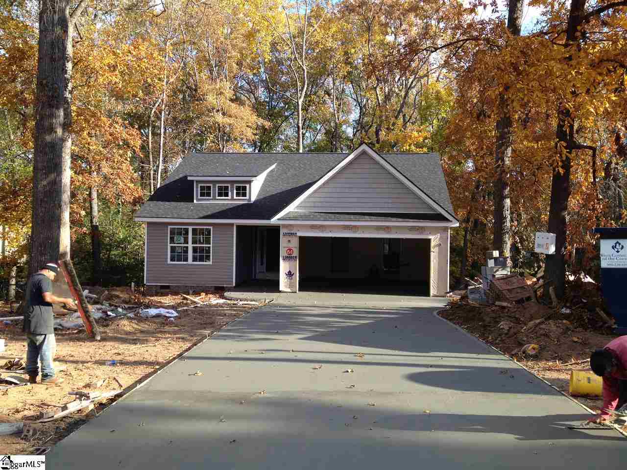 Property image 1 at 222 Barry Drive, Greer, SC 29650