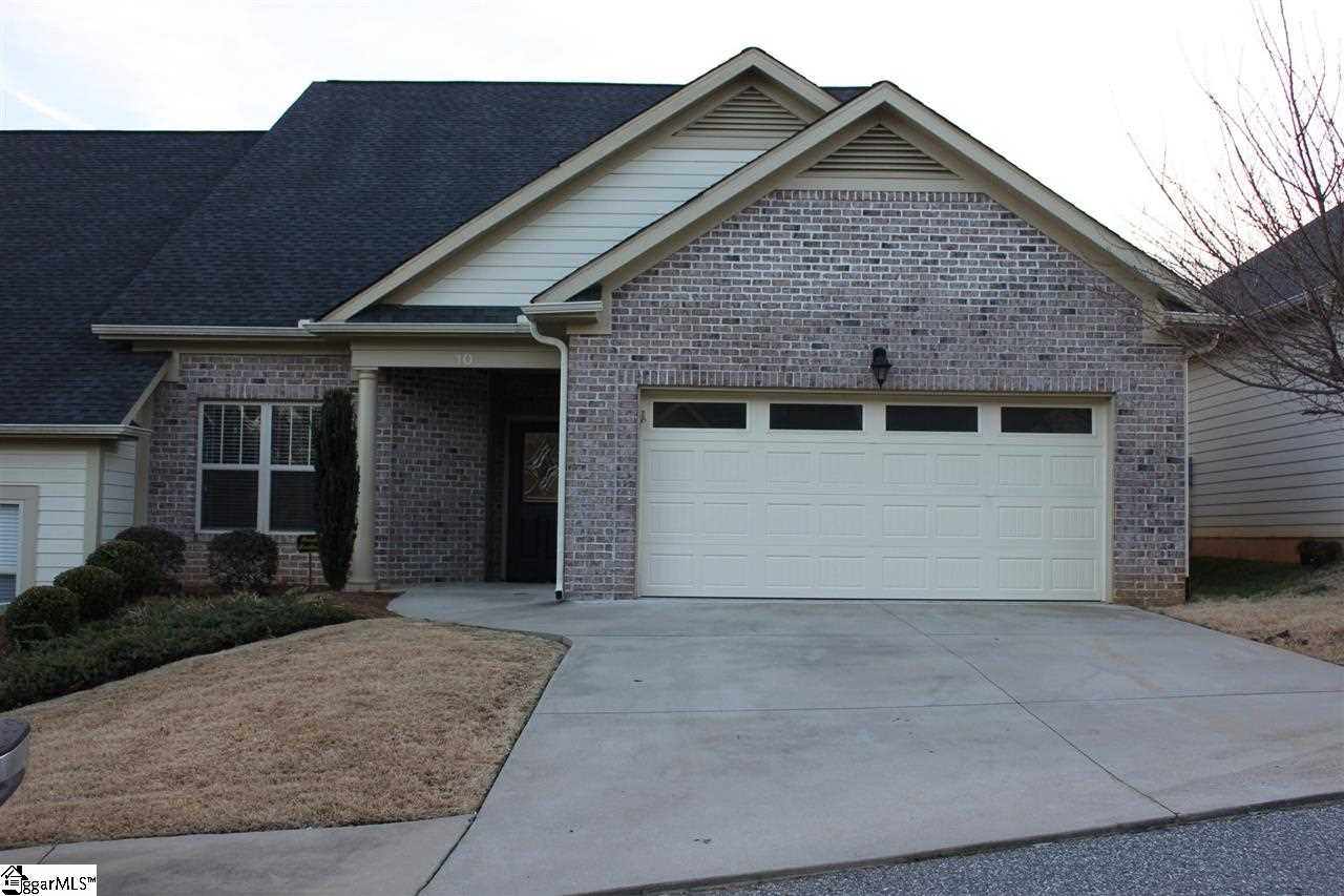 Property image 1 at 10 Shady Hollow Lane, Greer, SC 29651