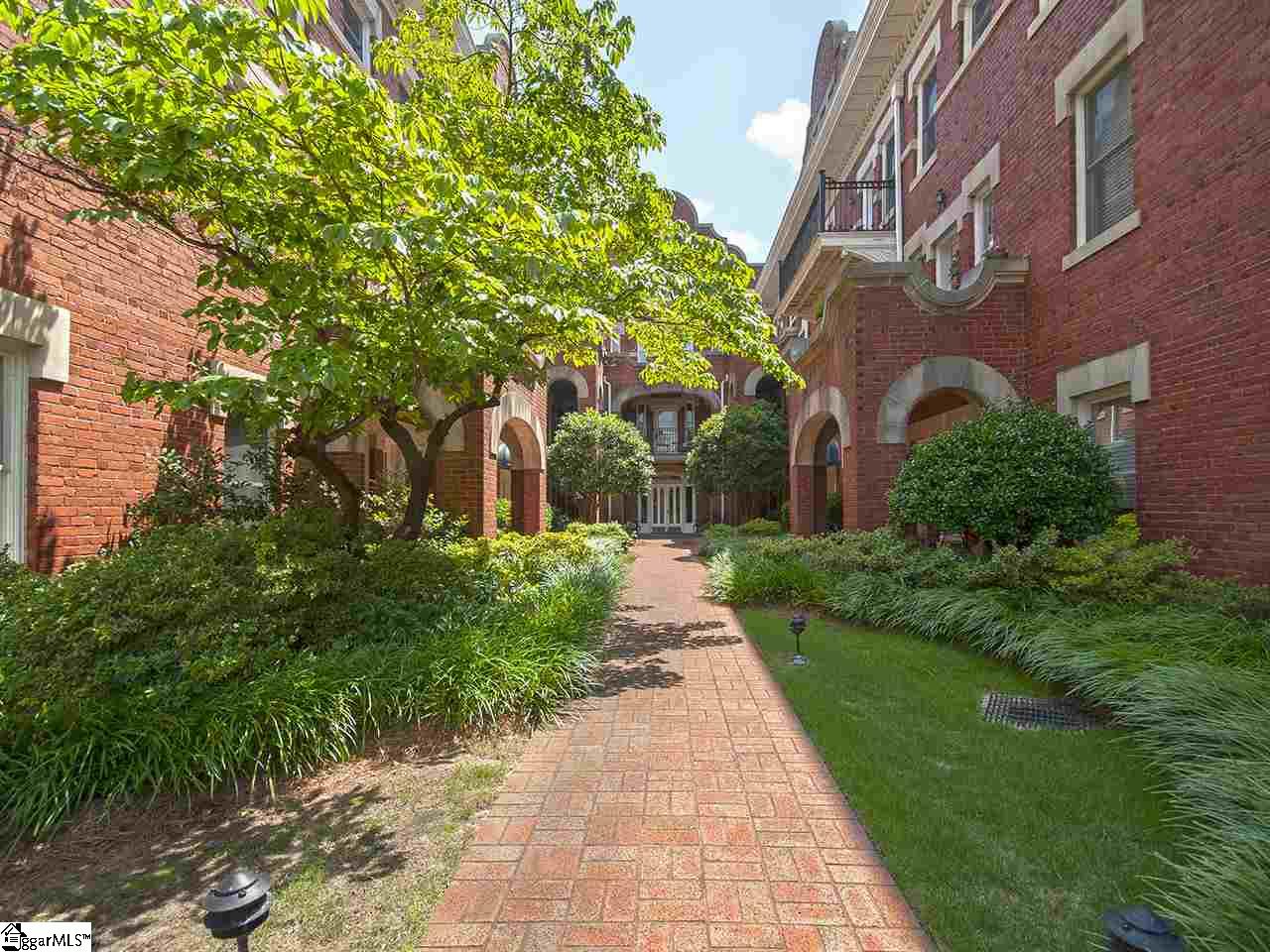 Property image 1 at 400 E Washington, Greenville, SC 29601