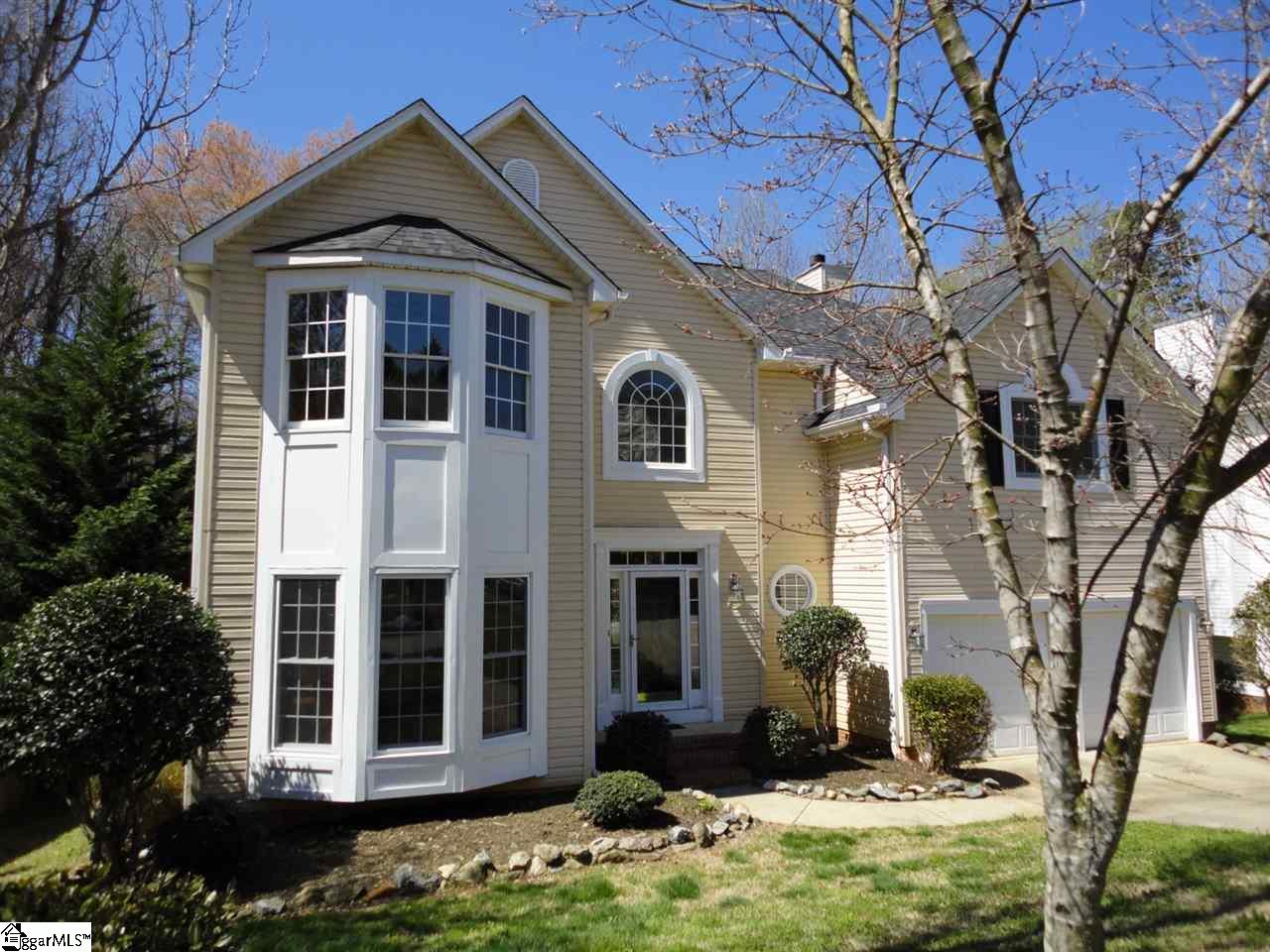 Property image 1 at 10 S Cedarbluff Court, Greer, SC 29650