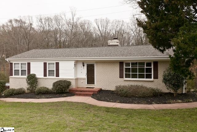 Property image 1 at 210 Lowndes Avenue, Greenville, SC 29607