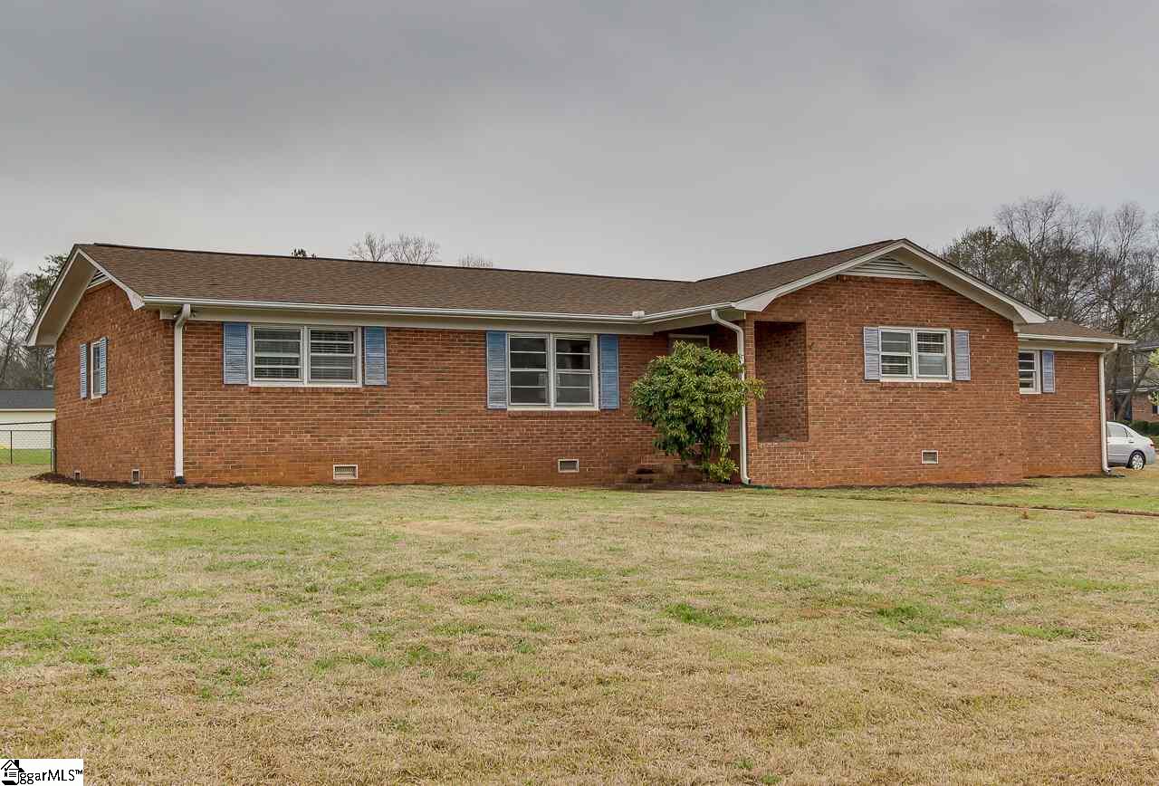 Property image 1 at 111 Merri Lane, Easley, SC 29642