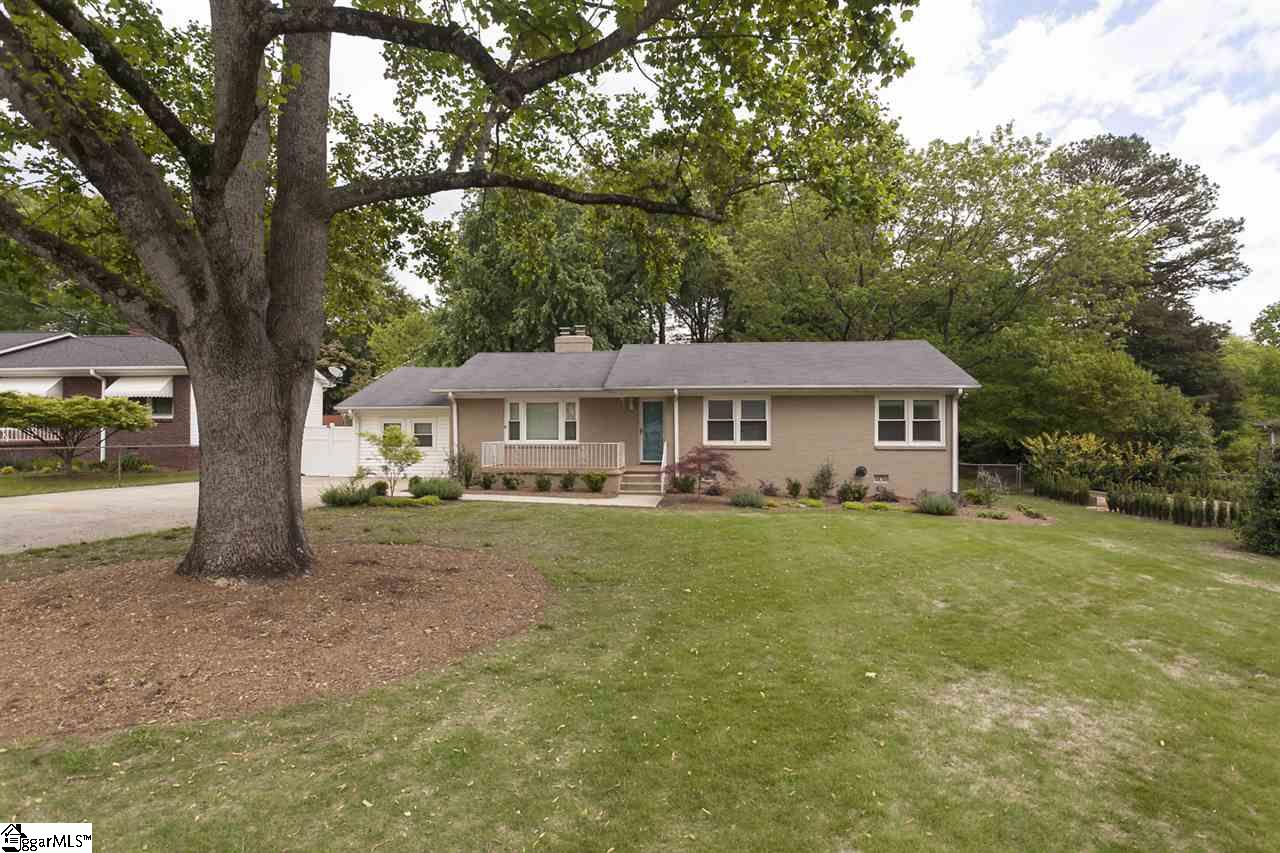 Property image 1 at 11 Cardinal Drive, Taylors, SC 29687